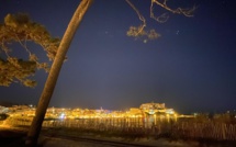 La photo du jour : les lumières de Calvi