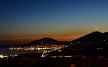 La photo du jour : Ajaccio by night vu de Bastelicaccia 