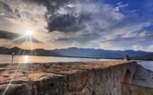 La photo du jour : le Montegrossu vu du port de Calvi