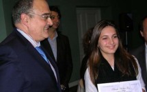 Le prix Andria Fazi remis à 4 jeunes lycéens par Paul Giacobbi