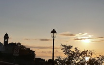 La photo du jour : le clocher de Santa Maria et la citadelle de Bastia