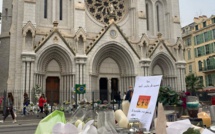 À Nice les hommages aux victimes se multiplient à la Basilique Notre-Dame