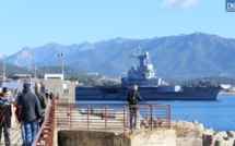 IMAGES - Le "Charles-de-Gaulle" à Ajaccio