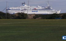 Le "Corse" en rade au large de Bastia