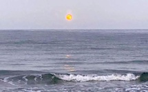 La photo du jour : Luna rossa sur la Marana