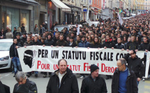 8 000 personnes ont défilé à Bastia pour demander un statut fiscal dérogatoire