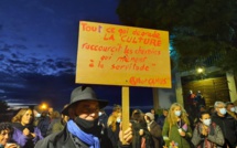 "Culture en danger" : une manifestation de soutien aux professionnels du spectacle à l'Ile-Rousse