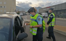 EN IMAGES - Arena-Vescovato : contrôles préventifs des forces de l'ordre avant le réveillon de Noël