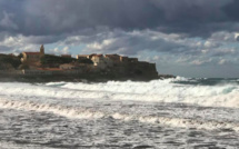 La photo du jour : Algajola dans la tourmente