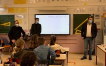 Parlement des enfants : Paul-André Colombani en visite à l'école de Trinité