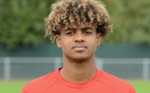 Lorenz Assignon (Rennes) arrive au Sporting