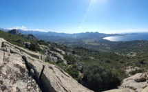 La photo du jour : la baie de Calvi vue des hauteurs de Lumiu