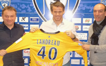 Mikaël Landreau continue avec le Sporting de Bastia