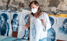 Les estampes d'Olivia Paroldi, s'affichent dans les rues  de Calvi