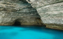 Bonifacio : La navette de tourisme reste coincée dans une grotte