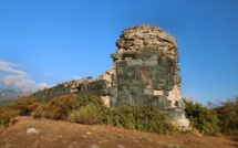 La photo du jour : les ruines de A chjesa nera di Pieve