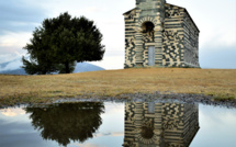 La photo du jour : le reflet de San Michele di Muratu