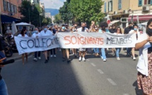 Pass sanitaire et obligation vaccinale : A Ajaccio, la mobilisation de la dernière chance 