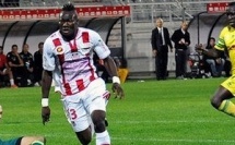 Ligue 1 : Ravanelli et l'ACA sur un fil à Guingamp