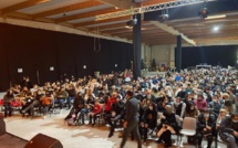 Une salle de spectacle éphémère dédiée aux artistes insulaires à l’Atrium de Baleone