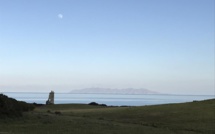 La photo du jour : la tour Santa Maria, la lune, Capraia