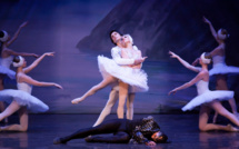 La magie du "Lac des Cygnes" par le grand ballet de Kiev débarque en Corse 