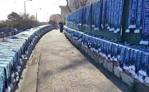 Les écharpes des supporters du Sporting sèchent au soleil de Toga