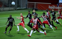 L’ACA tombe face au Paris FC (2-0)