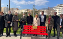 Bastia : un banc rouge en hommage aux femmes victimes de violences