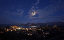 La photo du jour : Calvi by night