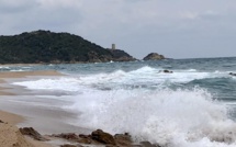 La photo du jour : Fautea, plage gardée