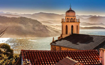 La photo du jour : la belle église grecque de Cargèse