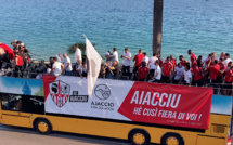 VIDEO - L'AC Ajaccio défile dans les rues de la ville : "on est en ligue 1"
