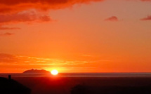 La photo du jour : lever de soleil sur l'île de Monte Cristo