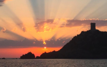 La photo du jour : Lorsque le soleil se couche sur les Sanguinaires