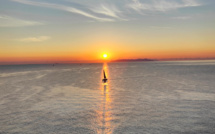 La photo du jour : lever de soleil depuis Barcaggio