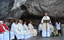 A Lourdes avec Monseigneur Bustillo, évêque de Corse