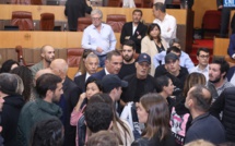 EN IMAGES - Matinée agitée à l'Assemblée de Corse
