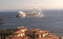 L'épave du Concordia : De 6 à 18 heures face aux côtes de Corse