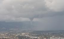Bastia : une trombe marine touche terre