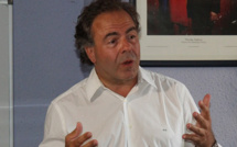 Luc Chatel à Ajaccio: "Notre pays a besoin de l'UMP"
