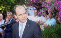 Réception dans les jardins de la sous-préfecture de Calvi pour le départ de Chistian Guyard