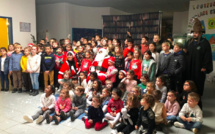 Le retour de Babbu Natale à l'école de Tagliu-Isulaccia