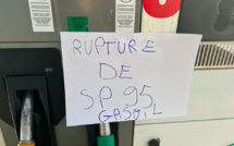 Réforme des retraites : la grève des raffineries risque-elle de provoquer des pénuries de carburant en Corse ?