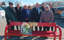 Un banc rouge à Furiani pour dire "non" aux violences faites aux femmes 
