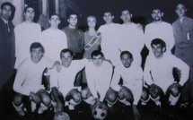 Just Fontaine, le buteur disparu, était l'entraîneur de l'équipe de France battue par la Corse