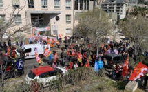 Réforme des retraites: La longue marche des manifestants dans les rues de Bastia