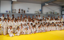 Les jeunes judokas des Saintes-Maries-de-la-Mer en stage à Porto-Vecchio