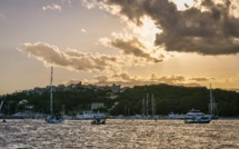 La photo du jour : le golfe de Portivechju à l'heure dorée