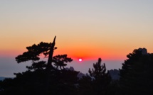 La photo du jour : magnifique lever de soleil sur Bavella